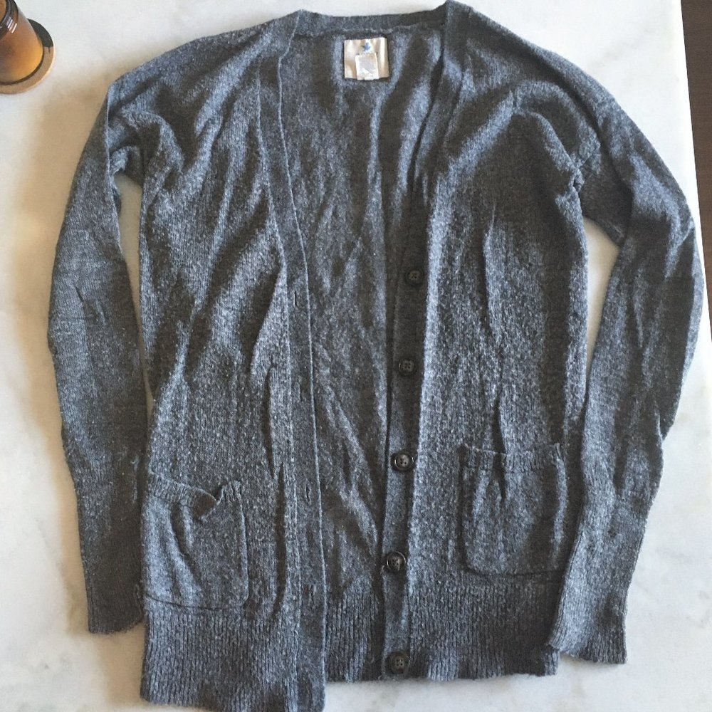 Aerie grey knit boucle cardigan sweater, button up soft grey open cardi (size M)